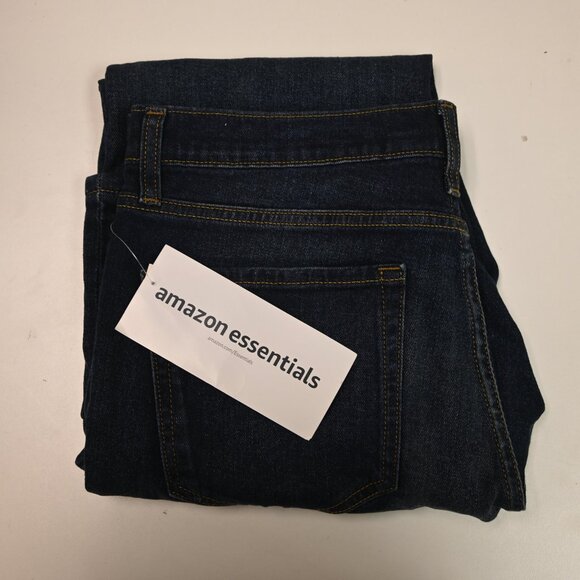 Amazon Essentials Jeans for Men Straight Fit, Bootcut - Picture 2 of 3